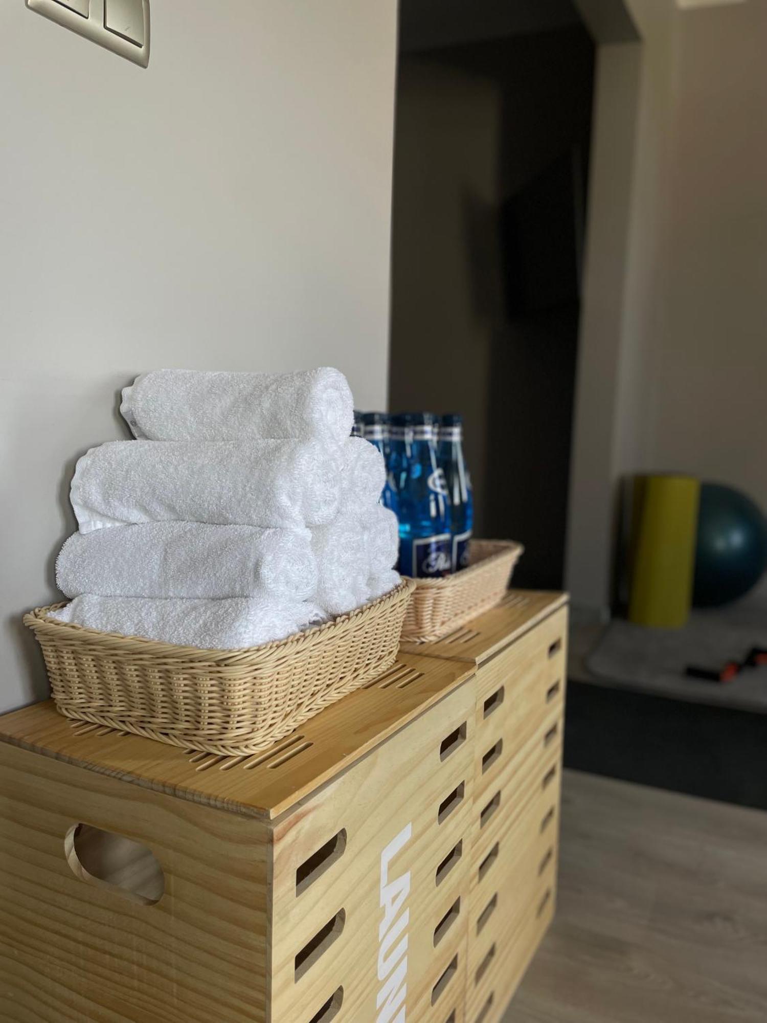 City Boutique Hotel 지엘로나구라 외부 사진
