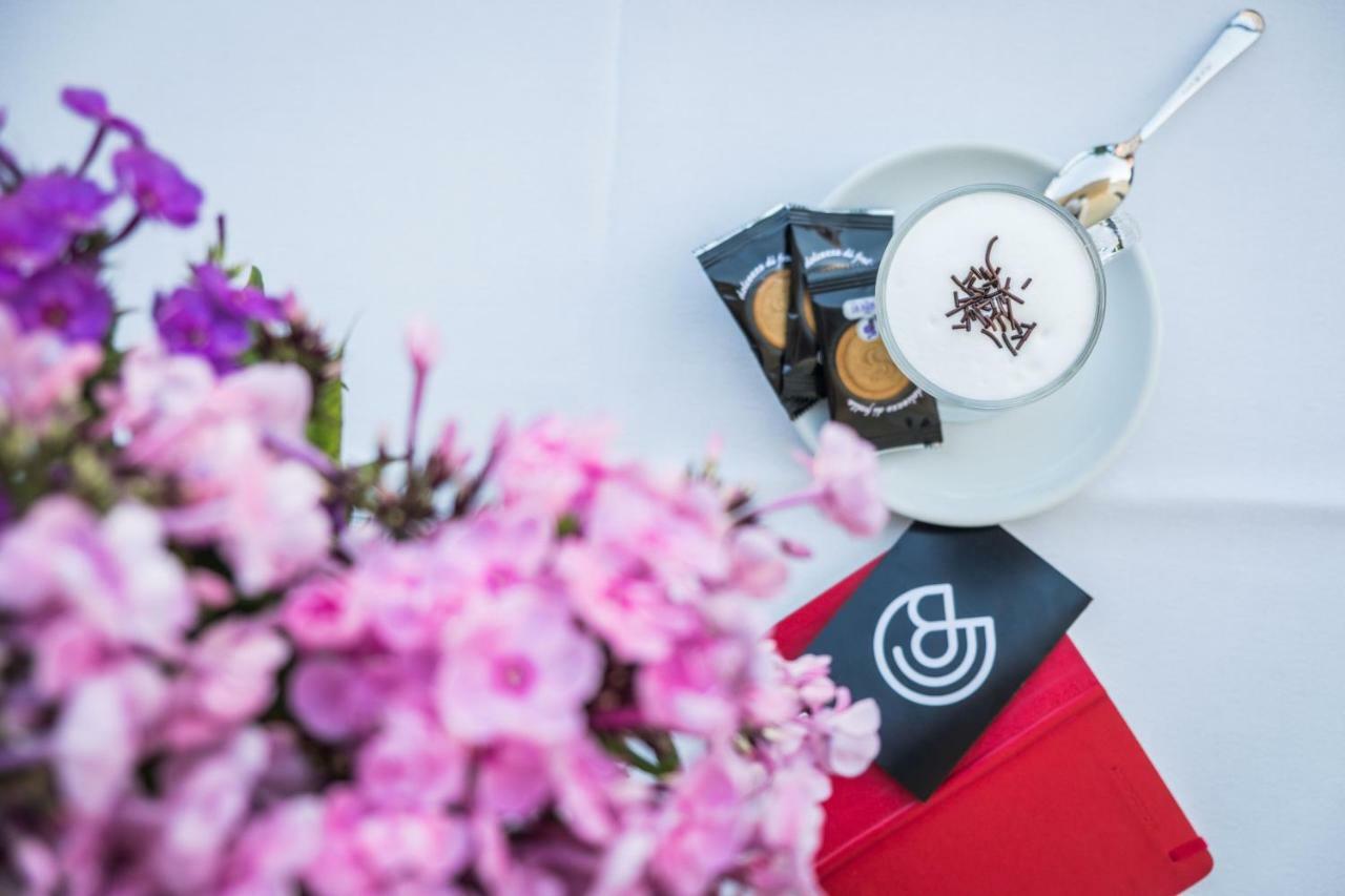 City Boutique Hotel 지엘로나구라 외부 사진