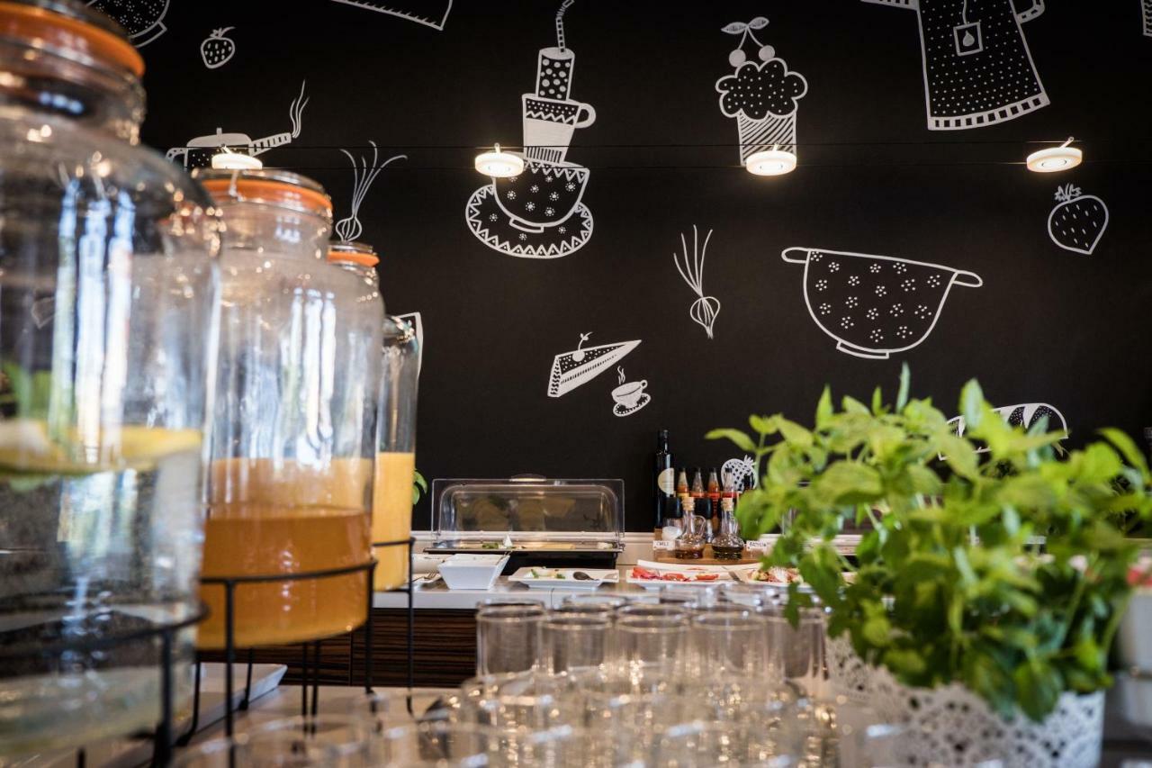 City Boutique Hotel 지엘로나구라 외부 사진
